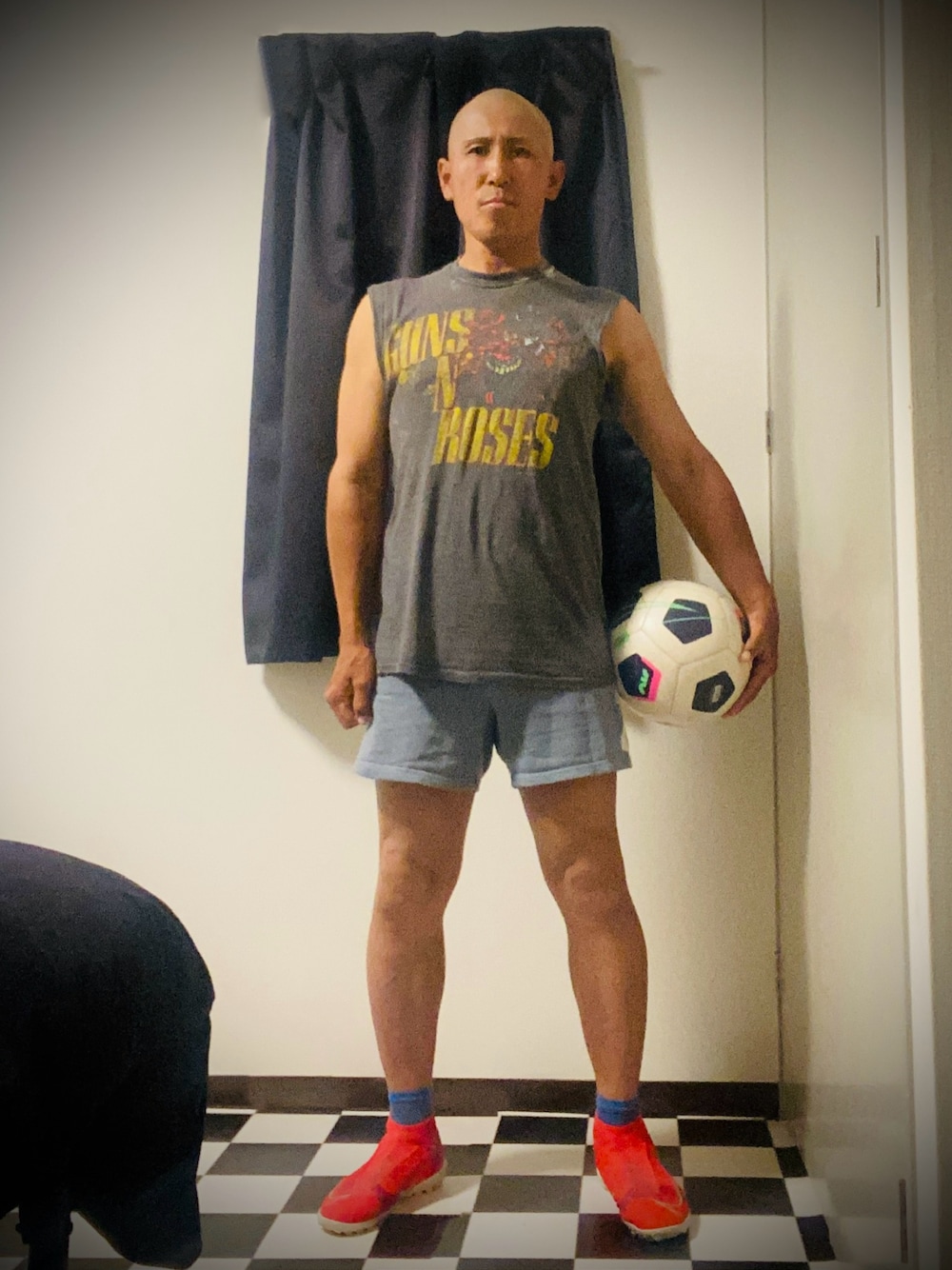 「Gunsn’Rosesのアイテム（Tシャツ/カットソー、グレー系）」を使った、✟✟Godstar✟✟さん（骨格ストレート・メンズ・165cm）の夏コーディネートの1枚目の写真