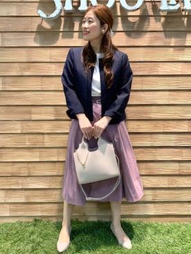 「ラベンダー」｜「アイテム（ノーカラージャケット）」を使った、E r i   さん（レディース・162cm）の秋コーディネート