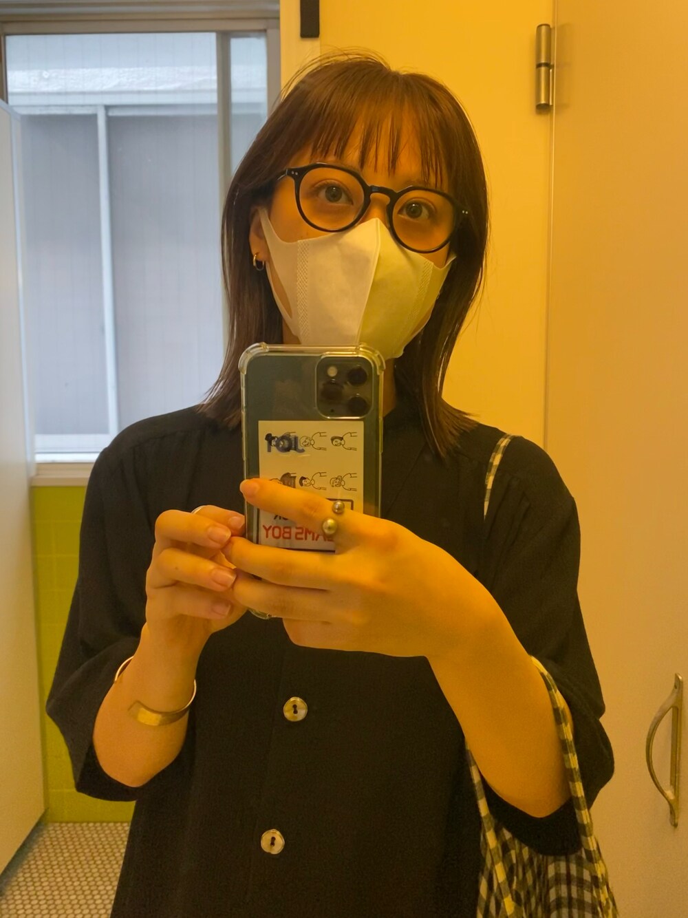 「ete、古着、vintage、ootd」｜「eteのフープイヤリング（イヤリング、ゴールド系）」を使った、　アヤナさん（レディース・155cm）の夏コーディネートの1枚目の写真