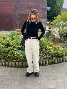 「アイテム（サンダル）」を使った、LINAさん（レディース・159cm）の秋コーディネート