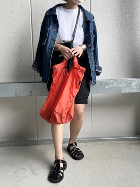 「バミューダパンツ」｜「アイテム（ジャケット/アウター）」を使った、LINAさん（レディース・159cm）の春コーディネート