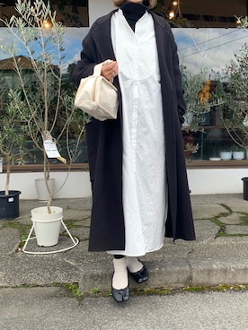 「ロングシャツ」｜「アイテム（ピーコート）」を使った、LINAさん（レディース・159cm）の冬コーディネート