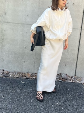 「anuke（アンヌーク）のBraid Flat Shoes（サンダル、ブラウン系）」を使った、LINAさん（レディース・159cm）の春コーディネート