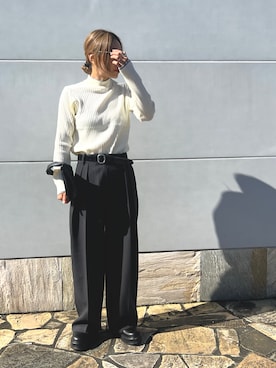 「タートルネック」｜「アイテム（サンダル）」を使った、LINAさん（レディース・159cm）の秋コーディネート