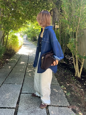 「アイテム（デニムジャケット）」を使った、LINAさん（レディース・159cm）の秋コーディネート