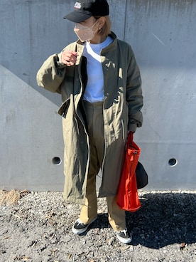 「キャップ女子」｜「アイテム（その他アウター）」を使った、LINAさん（レディース・159cm）の冬コーディネート