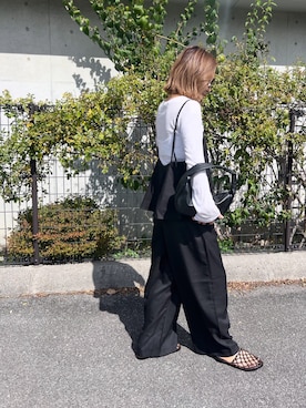 「アイテム（サロペット/オーバーオール）」を使った、LINAさん（レディース・159cm）の秋コーディネート
