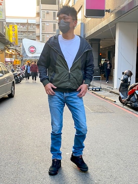 「ESPRIT（エスプリ）のアイテム（ライダースジャケット）」を使った、Po Wei Leeさん（メンズ・174cm）の春コーディネート