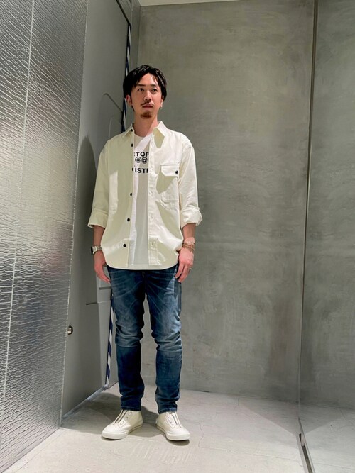 DIESEL（ディーゼル）の「メンズ MIXマテリアル ZIP スニーカー