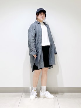 「ビッグシャツ」｜「アイテム（帽子）」を使った、サトみ。さん（レディース・151cm）の春コーディネート