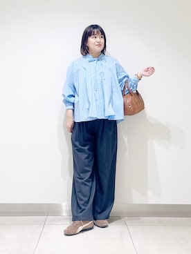 「オンオフ兼用」｜「アイテム（バッグ）」を使った、サトみ。さん（レディース・151cm）の秋コーディネート