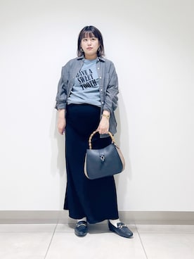 「URBAN RESEARCH DOORS（アーバンリサーチドアーズ）のシアーデニムシャツ（シャツ/ブラウス）」を使った、サトみ。さん（レディース・151cm）の秋コーディネート