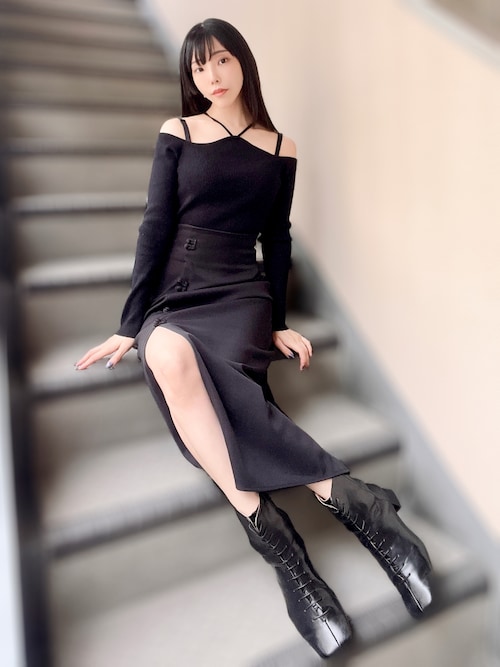 セール】【 2color 】クロスストラップオフショルダーリブニット