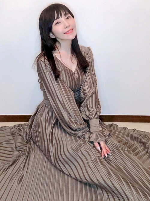 MIELI INVARIANT(ミエリインヴァリアント)の「Verona Pleat Dress MIELI INVARIANT(ミエリインヴァリアント)の「Verona Pleat Dress