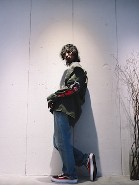 「ハンドペイント」｜ぎ LABREA STAFFさん（メンズ・170cm）の秋コーディネート