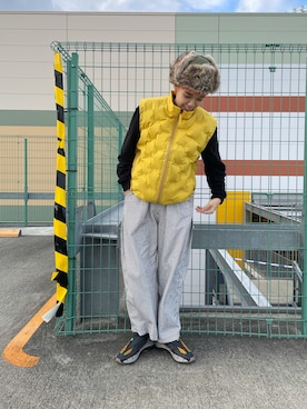 「アイテム（ミリタリージャケット、イエロー系）」を使った、増田彩華さん（レディース・164cm）の冬コーディネート