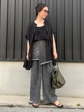 「Right-on（ライトオン）のHONEYSUCKLE ROSE(ハニーサックルローズ)【レディース】【すっきり見え】タックシアーチュニック（着丈長め/体型カバー/寒暖差対策）（シャツ/ブラウス、ブラック系）」を使った、いのうえまいさん（レディース・158cm）の夏コーディネート
