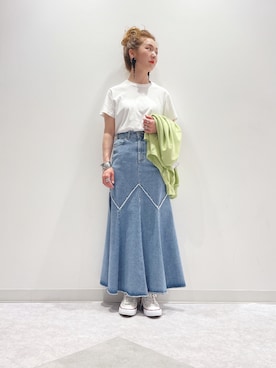 「SOMETHING（サムシング）の【SOMETHING/サムシング】デニムマーメイドスカート（デニムスカート）」を使った、y...maiさん（レディース・157cm）の春コーディネート