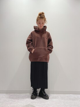「Levi's（リーバイス）のアイテム（パーカー）」を使った、y...maiさん（レディース・157cm）の秋コーディネート