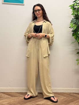 「Right-on（ライトオン）のHONEYSUCKLE ROSE(ハニーサックルローズ)ハーフスリーブドレープシャツ（シャツ/ブラウス、ベージュ系）」を使った、いのうえまいさん（レディース・158cm）の夏コーディネート