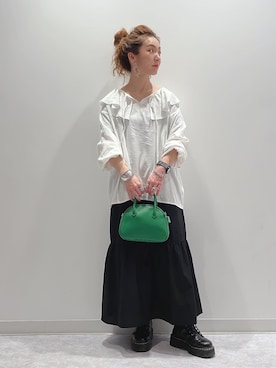 「アイテム（ハンドバッグ、グリーン系）」を使った、y...maiさん（レディース・157cm）の冬コーディネート