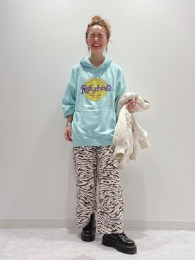 「HONEYSUCKLE ROSE（ハニーサックルローズ）のアイテム（MA-1）」を使った、y...maiさん（レディース・157cm）の秋コーディネート