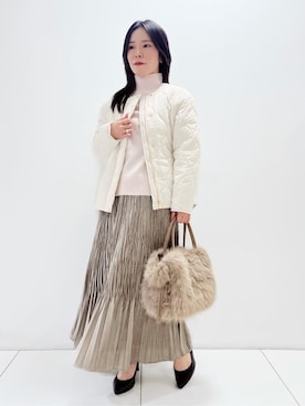 「UNTITLED（アンタイトル）の【軽量／洗える／ファスナー付き】中綿 キルトコート（その他アウター、ホワイト系）」を使った、ukiさん（レディース）の秋コーディネート