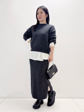 「UNTITLED（アンタイトル）の【セットアップ可/ゆったり】ウール混ラメニット（ニット/セーター、グレー系）」を使った、ukiさん（レディース）の秋コーディネート