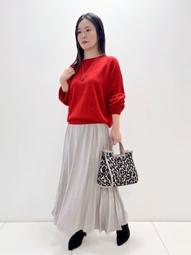 「UNTITLED（アンタイトル）の【8色展開／コンパクト丈】レーヨン混 コクーンニット（ニット/セーター、レッド系）」を使った、ukiさん（レディース）の秋コーディネート