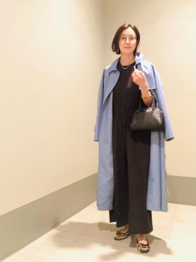 「アイテム（トレンチコート、ブルー系）」を使った、Furuさん（レディース・164cm）の冬コーディネート