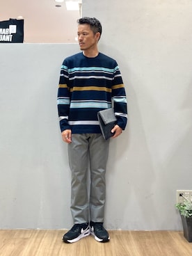 「アイテム（クラッチバッグ、グレー系）」を使った、シュンさん（メンズ・167cm）の秋コーディネート