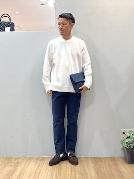 「アイテム（クラッチバッグ、ブルー系）」を使った、シュンさん（メンズ・167cm）の秋コーディネート