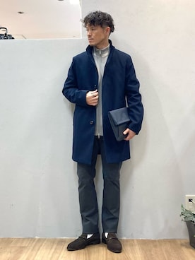 「アイテム（クラッチバッグ、ブルー系）」を使った、シュンさん（メンズ・167cm）の冬コーディネート