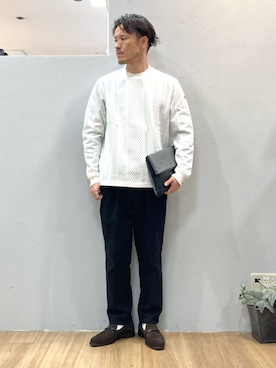 「アイテム（クラッチバッグ、グレー系）」を使った、シュンさん（メンズ・167cm）の冬コーディネート