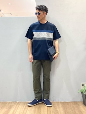 「アイテム（クラッチバッグ、ブルー系）」を使った、シュンさん（メンズ・167cm）の春コーディネート