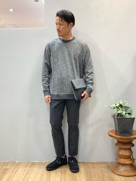「アイテム（クラッチバッグ、グレー系）」を使った、シュンさん（メンズ・167cm）の秋コーディネート