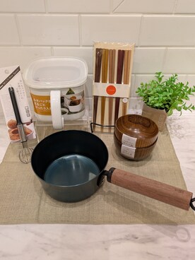 「212 KITCHEN STORE（トゥワントゥキッチンストア）のアイテム」を使った、みみみさん（レディース・155cm）の春コーディネート