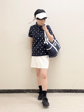 「アイテム（サンバイザー、ホワイト系）」を使った、kimaさん（レディース・158cm）の秋コーディネート