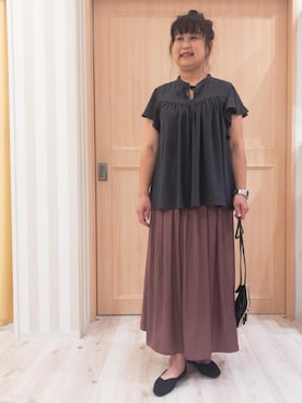 「SHOO・LA・RUE（シューラルー）の◆【高レビュー】洗えてサラサラ スクエアニットパンプス（パンプス、ブラック系）」を使った、モランさん（レディース・160cm）の夏コーディネート