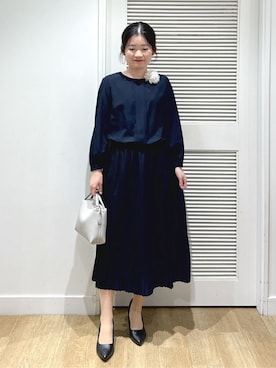 「Dessin（デッサン）のプリーツスカートワンピース（ワンピース、ブルー系）」を使った、Harunaさん（レディース・160cm）の冬コーディネート