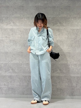 「Wrangler（ラングラー）の『別注』Wrangler×EKAL　ライトデニムワークシャツ（シャツ/ブラウス、ブルー系）」を使った、あすさん（レディース・161cm）の春コーディネート