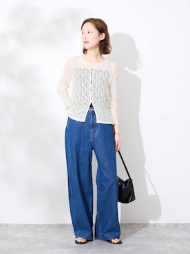 「SLOBE IENA（スローブイエナ）のLE DENIM カーブバギーデニムパンツ（デニムパンツ、ブルー系）」を使った、Kamiyaさん（レディース・164cm）の春コーディネート