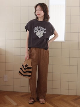 「SLOBE IENA（スローブイエナ）の《シリーズあり》レースカットパンツ（その他パンツ、ベージュ系）」を使った、Kamiyaさん（レディース・164cm）の夏コーディネート