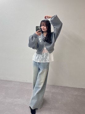 「mystic（ミスティック）のアイテム（デニムパンツ）」を使った、五島百花さん（レディース・162cm）の冬コーディネート