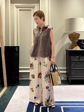 「Atelier TOMORROWLAND（アトリエトゥモローランド）のAtelier TOMORROWLAND LOTUS HONEY ハンドバッグ（かごバッグ、ベージュ系）」を使った、Inoue_TOMORROWLANDさん（レディース・162cm）の夏コーディネート