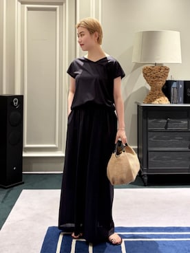 「VIOLAd'ORO（ヴィオラドーロ）のアイテム」を使った、Inoue_TOMORROWLANDさん（レディース・162cm）の夏コーディネート