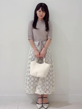 「index（インデックス）のフラワーレースドッキングワンピース【洗える/抗ピル】（ワンピース、ベージュ系）」を使った、あやなさんの夏コーディネート