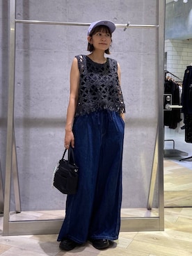 「LEPSIM（レプシィム）のアイテム（デニムパンツ）」を使った、チヒロさん（レディース・162cm）の秋コーディネート