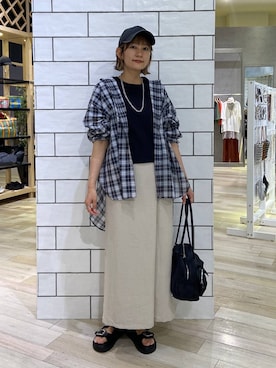 「LEPSIM（レプシィム）のステンレスロングアレンジネックレス　587102（ネックレス、シルバー系）」を使った、チヒロさん（レディース・162cm）の春コーディネート