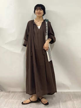 「SHIPS（シップス）のアイテム（タンクトップ）」を使った、齊藤さん（レディース・158cm）の夏コーディネート
